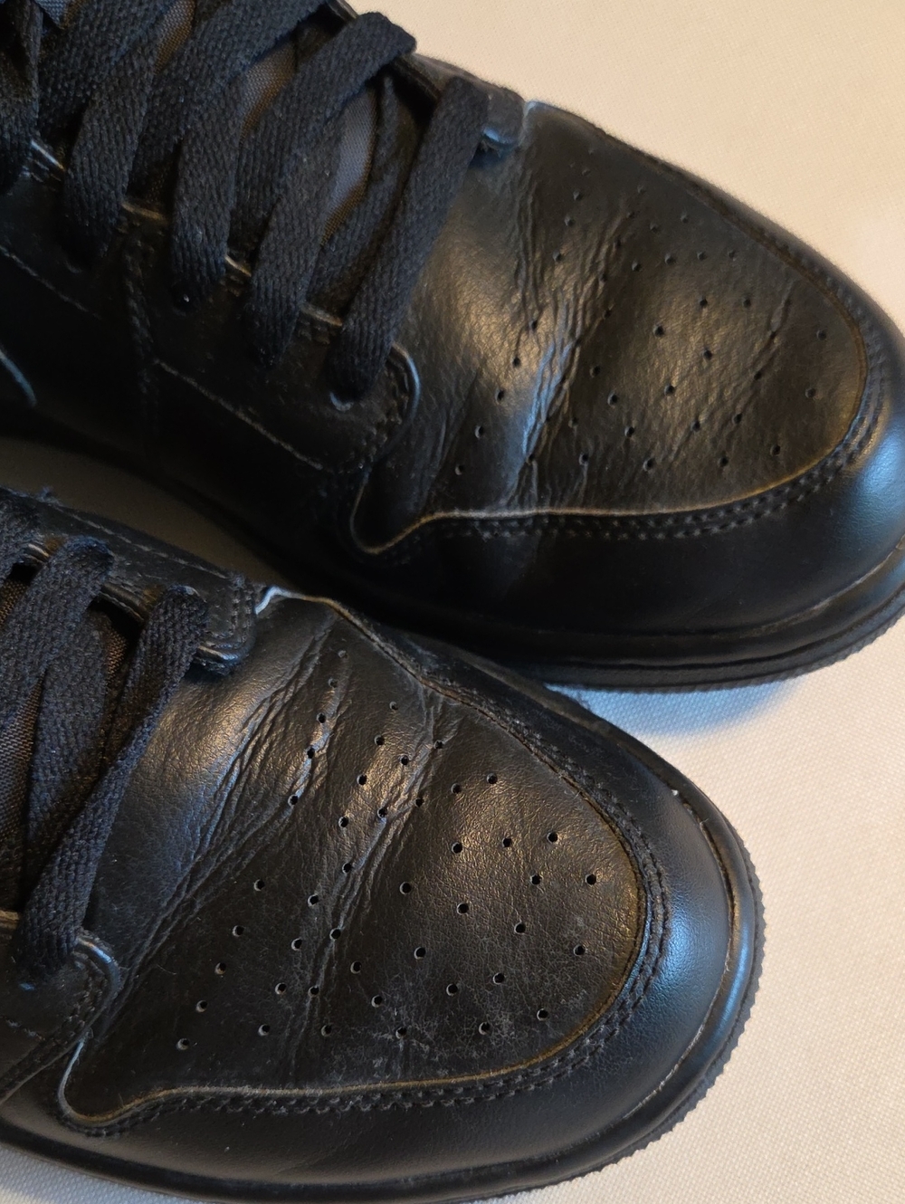 NIKE Air Jordan 1 Mid Triple Black Sneakers - Picture 6 of 10